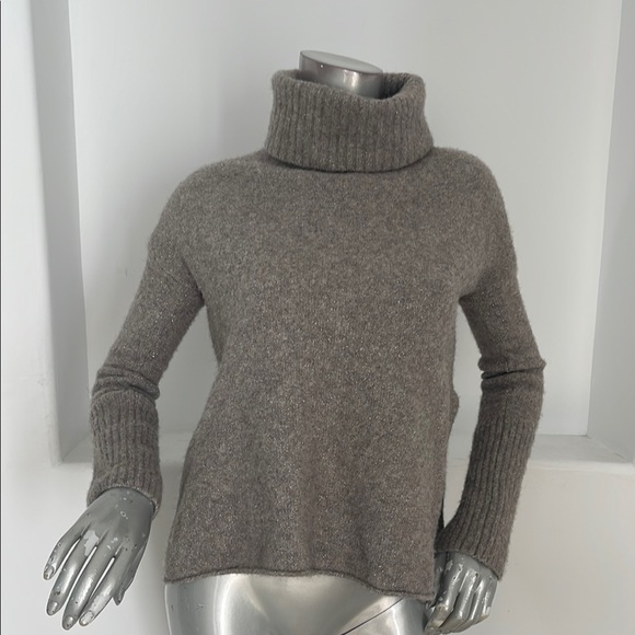All Saints Turtleneck Gray Metallic Cropped Sweater  Side Slits Size XS - Picture 9 of 9